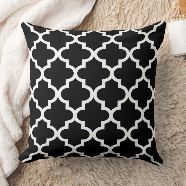 Modern Black Moroccan Quatrefoil Pattern Cushion (Blanket)