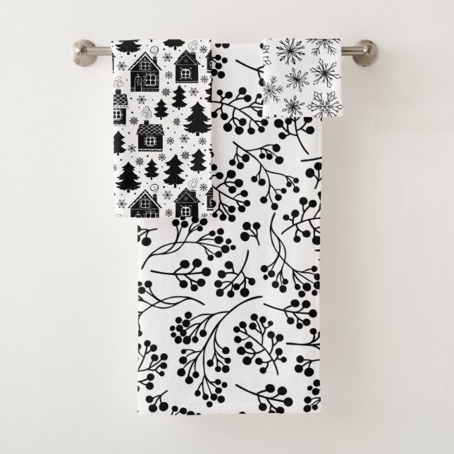 Modern Black White Snowflakes Berries Ginger Bread Bath Towel Set (Insitu)