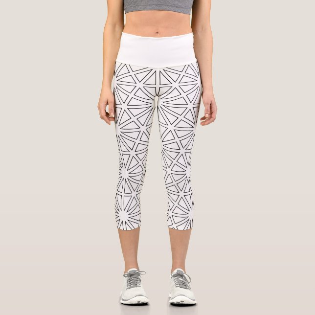 Modern Black & White Starburst Geometric Pattern  Capri Leggings (Front)