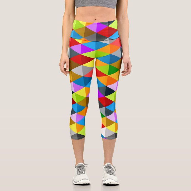 Modern bright funky colourful triangles pattern capri leggings (Front)