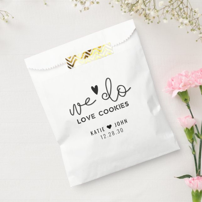 Modern Calligraphy We Do Love Cookies Wedding Favour Bags (Sealed)