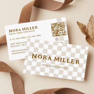 Modern Chequered Pattern Retro Influencer QR Code Business Card