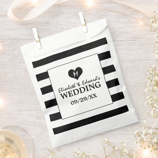 Modern Chic Black & White Wedding Favour Bags (Clipped)