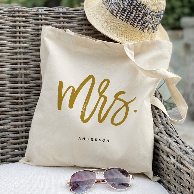 Modern Chic Gold Mrs. calligraphy Tote Bag (Creator Uploaded)