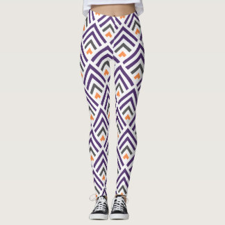 Modern classic geometric chevron purple white leggings