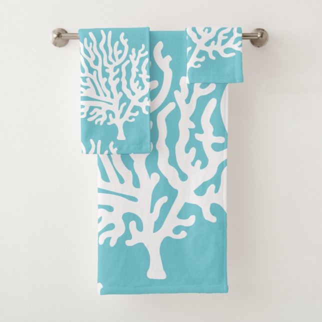 Modern Coastal White Sea Corals & Cyan Blue Bath Towel Set (Insitu)