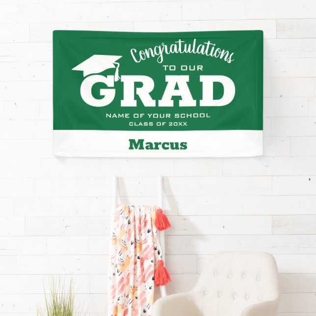 Modern Congratulations Grad White on Green Banner (Insitu)