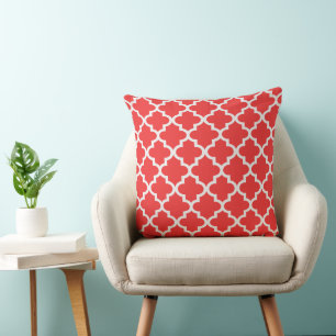 Modern Coral Red and White Quatrefoil Pattern Cushion