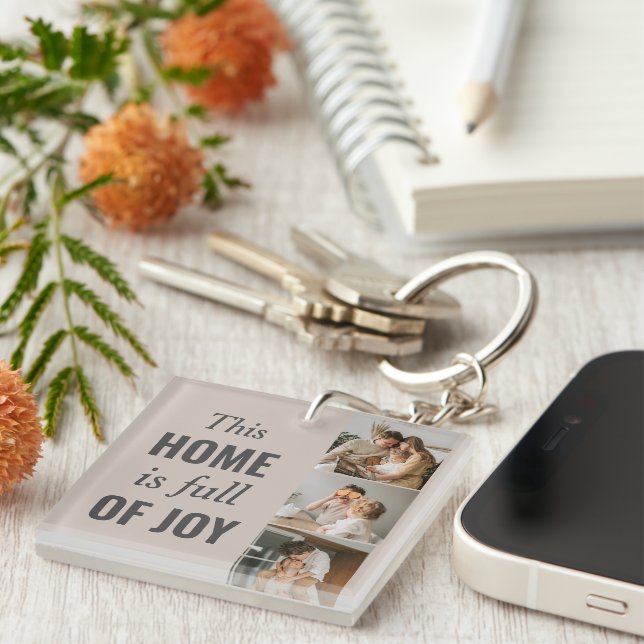 Modern Couple Family Photo & Family Quote Key Ring (Front Right)