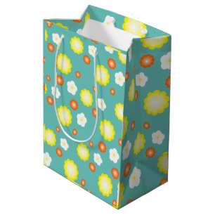 Modern cute gradient Daisy flowers pattern girly Medium Gift Bag