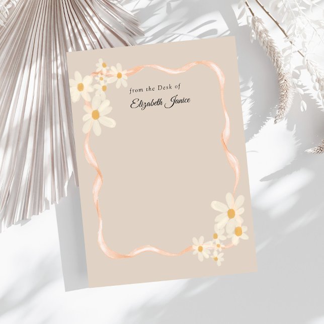  Modern Daisy Floral Brown Name Card (Creator Uploaded)