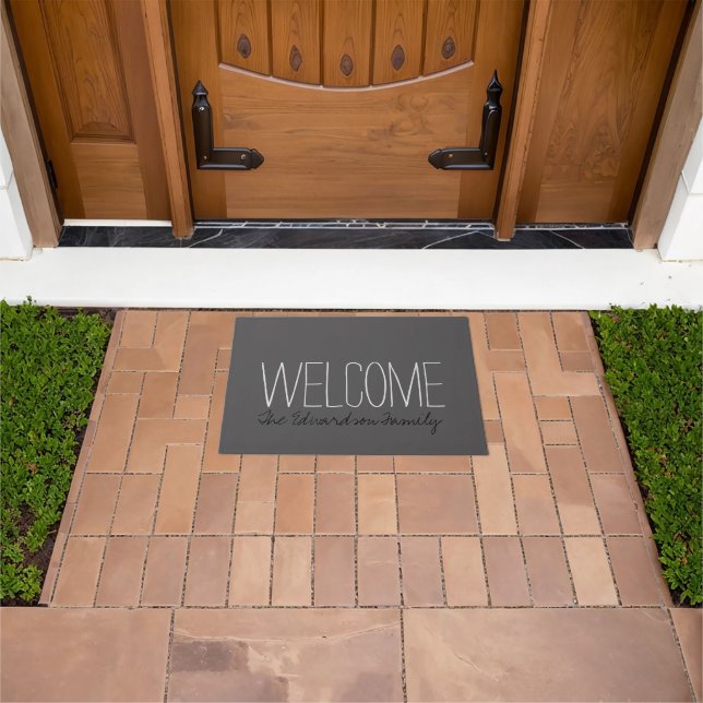 Modern dark grey Welcome family name script Doormat (Outdoor)