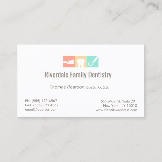 Modern Dentist Dental Care Business Card (Front)