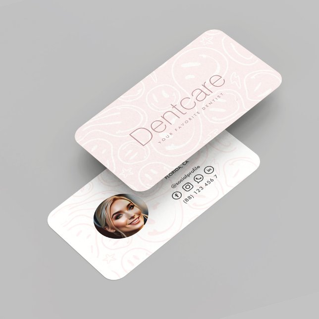 Modern Dentist Dental Orthodontist Pink Smile Business Card (Modern Dentist Dental Orthodontist Pink Smile Business Card
)