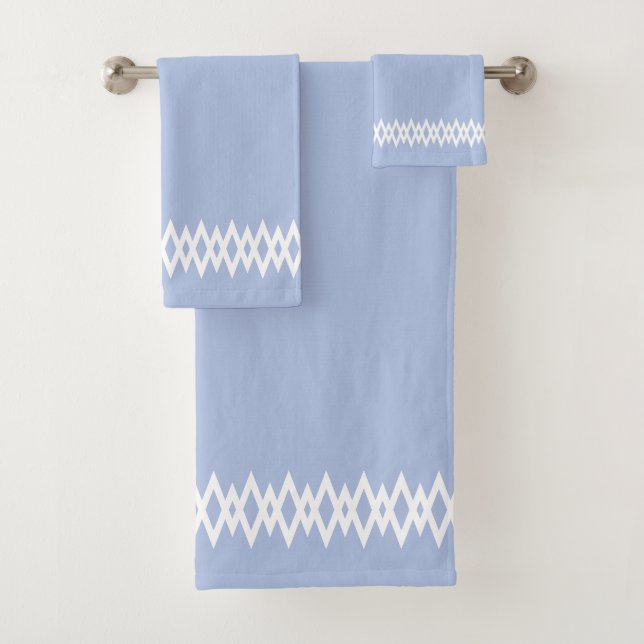 Modern Diamond Decorative Line on Light Blue Bath Towel Set (Insitu)