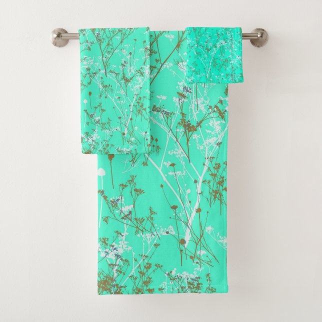Modern Elegant Abstract Wildflowers on Aqua Blue Bath Towel Set (Insitu)