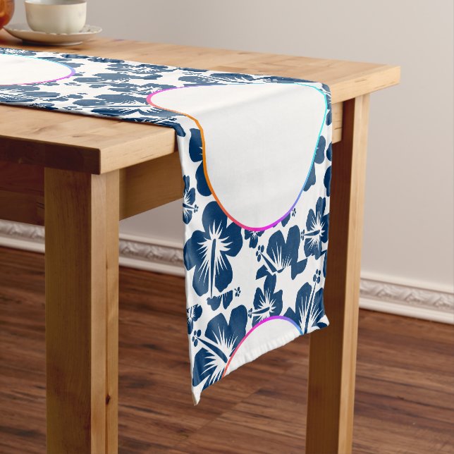 Modern Elegant Floral Circle Placement Runner (In Situ)