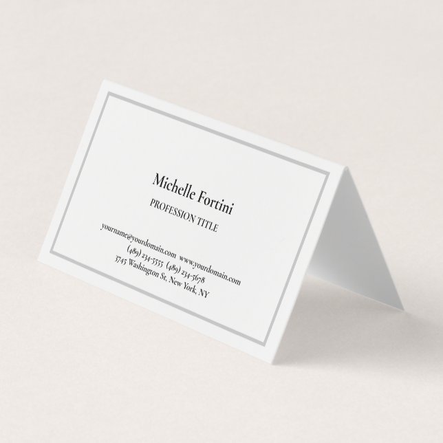 Modern Elegant Plain Simple Minimalist  Business Card (Front)