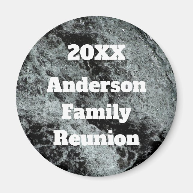 Modern Family Reunion Black White Falling Water Magnet (Front)