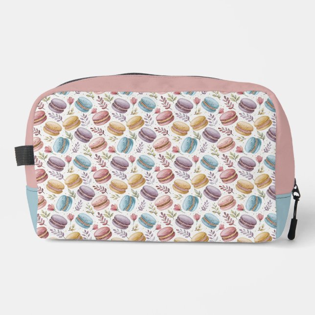 Modern Fun Sweet Macaroons Dopp Kit (Front)