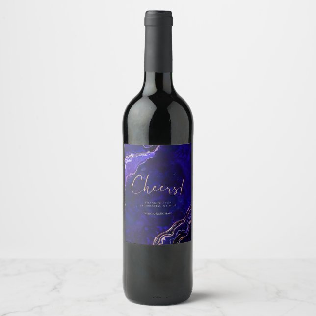 Modern Geode Deep Blue Rose Gold Agate Wedding Wine Label (Front)