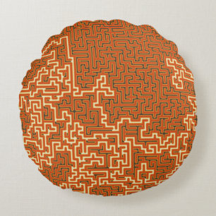 Modern Geometric Retro Maze Pattern #2 Round Cushion
