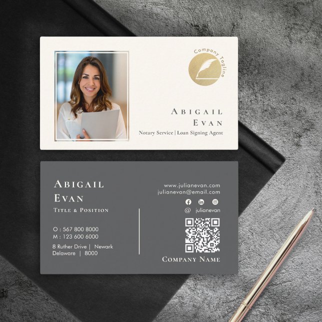 Modern Glitter Gold Feather Notary Service Photo Business Card (Modern Glitter Gold Feather Notary Service Photo Business Card)