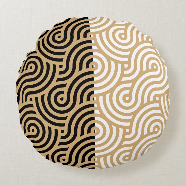 Modern Gold Sea Ocean Waves Outlines Pattern Round Cushion (Front)