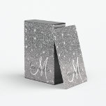 Modern Grey Glitter Sparkles Personalised Name Playing Cards<br><div class="desc">Introducing the exquisite Modern Grey Glitter Sparkles with Personalised Name product, a stunning combination of contemporary design and personalised elegance. This product features a captivating backdrop in a modern shade of grey, exuding sophistication and style. The subdued yet chic colour sets the stage for the mesmerising sparkle of glitter, which...</div>
