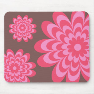 Modern Groovy Daisies Mousepad
