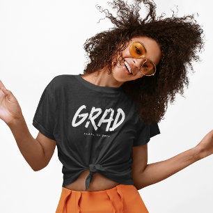 Modern Grunge Typo GRAD Class of 2024 T-Shirt