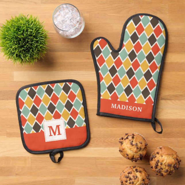 Modern ikat tribal fashion pattern oven mitt & pot holder set (Top Down)
