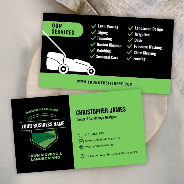 Modern Landscaping Lawn Mowing Black & Green Business Card (Modern Landscaping Lawn Mowing Black & Green Business Card)
