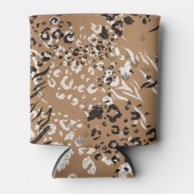 Modern leopard: wild nature pattern. can cooler (Front)