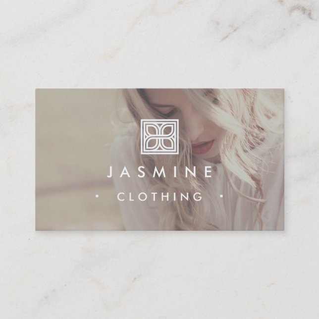 ★ Modern Logo Design Photography Business Card (Front)