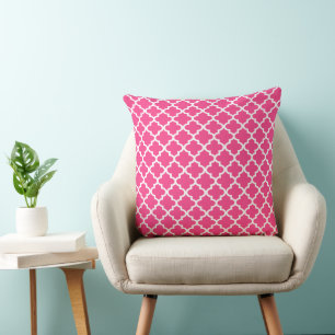 Modern Magenta Pink Moroccan Quatrefoil Pattern Cushion