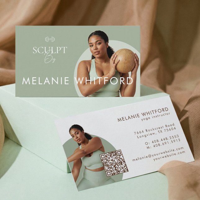 Modern Minimal Fitness Personal Trainer Photo QR Business Card (Modern Minimal Fitness Personal Trainer Photo QR Business Card)