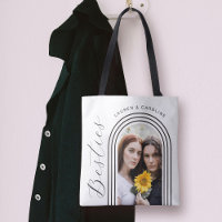 Modern Minimalist Besties BFF Photo Arch