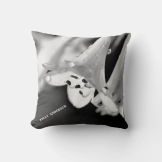 Modern Minimalist Black & White Flower with ursign Cushion