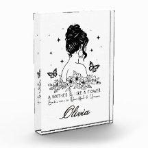 Modern Minimalist Floral Mother's Day Custom Name