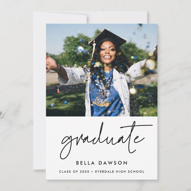Modern minimalist	graduation invitation (Front)