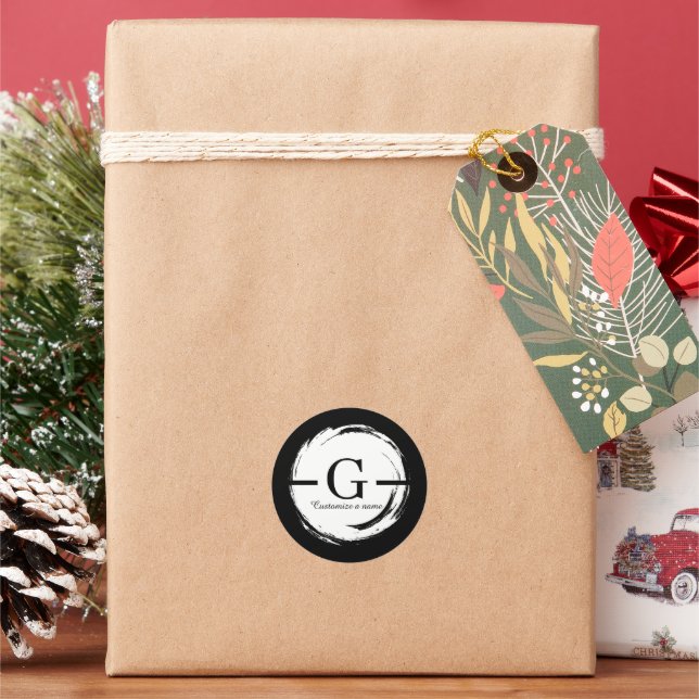 Modern Minimalist Initial Monogram Letter G Classi Classic Round Sticker (Holiday)