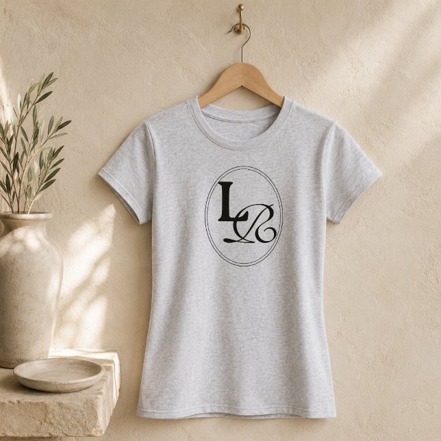 Modern Minimalist Monogram Crest T-Shirt (Modern Minimalist Monogram Crest T-Shirt
)