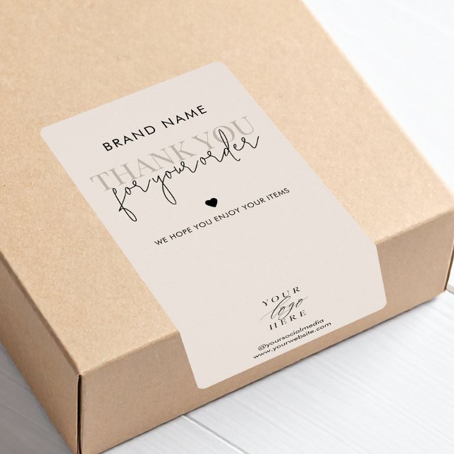 Modern Minimalist Product Packaging Box Seal (Creator Uploaded)