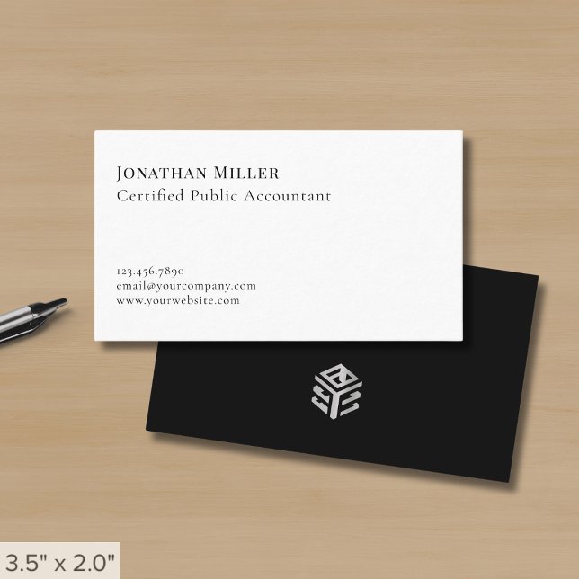 Modern Minimalist Professional Business Card (Creator Uploaded)