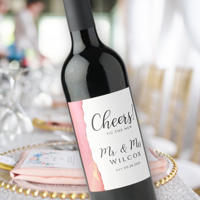 Modern Mr & Mrs Wedding  Wine Label (Modern Mr & Mrs Wedding Wine Label)