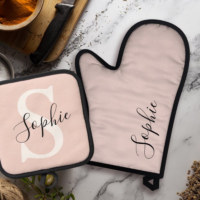 Modern Personalised Name Monogram Pastel Pink Oven Mitt & Pot Holder Set (Creator Uploaded)