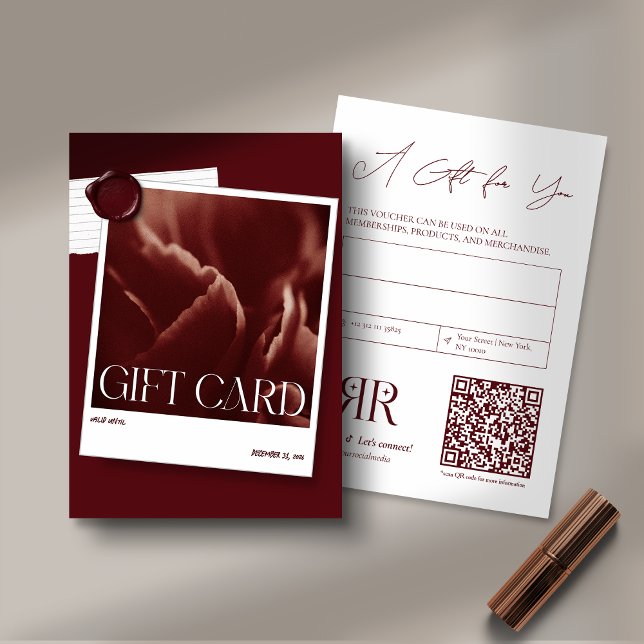 Modern Photo Buisness Gift Card (Creator Uploaded)