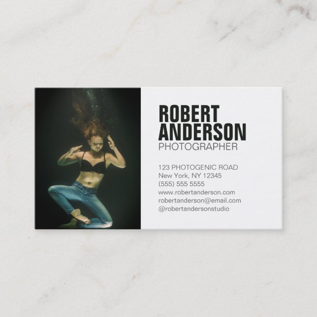 Modern Photo Business Card For Photographers (Front)
