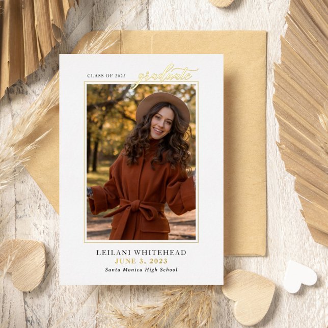 Modern Photo Graduate Minimalist Bold Type (Creator Uploaded)